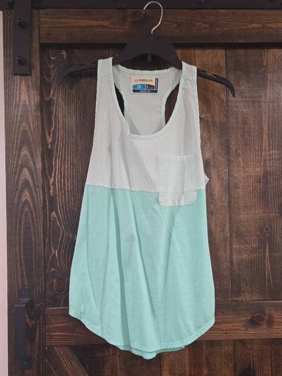 Magellan Outdoors Tops - Magellan Outdoors Mint Green Two-Tone Tank with Pocket